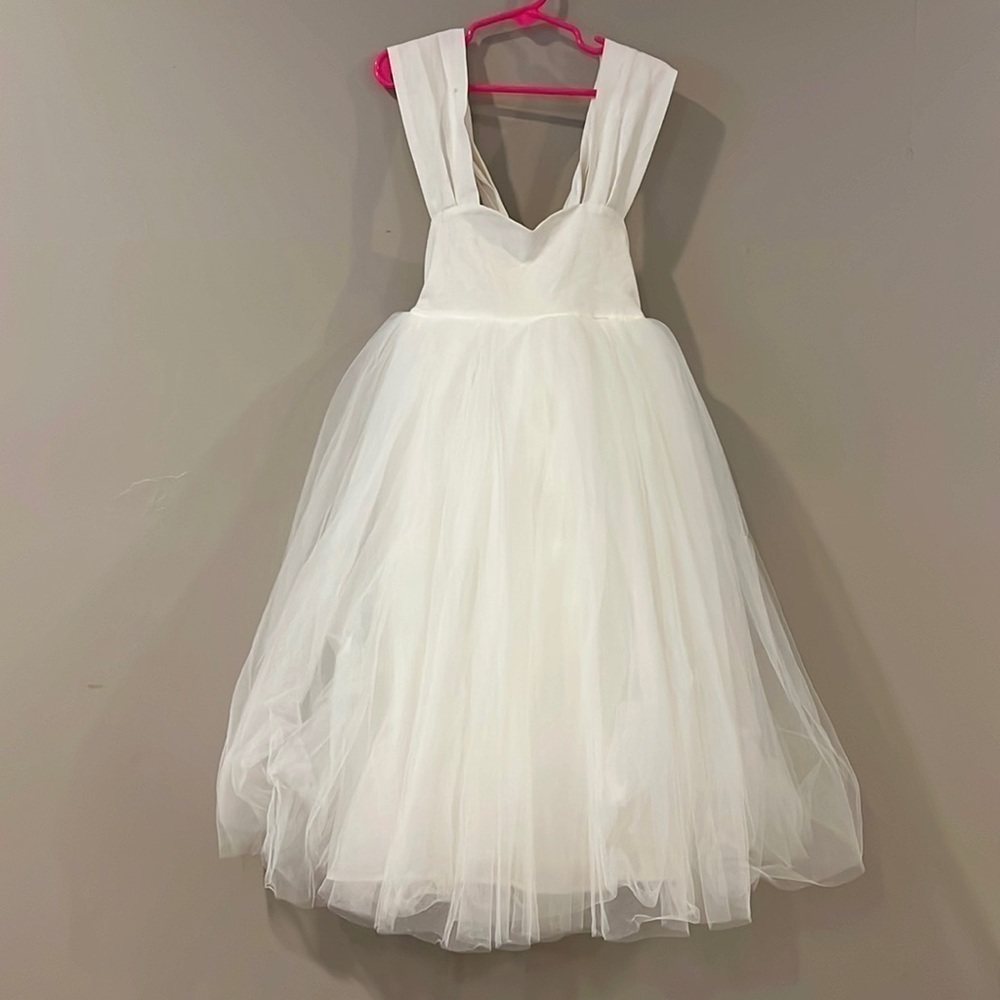 Tulle Ivory Flower Girl Dress Simple Elegant Bow Heart Neckline
